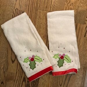 NWOT set of two Festive White Towels with Holly Embroidery